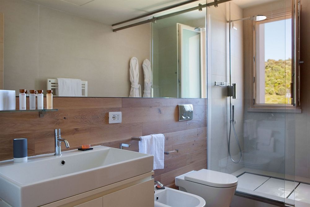 RESORT BAIA SCARLINO 