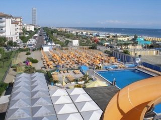 Ancora Hotel
