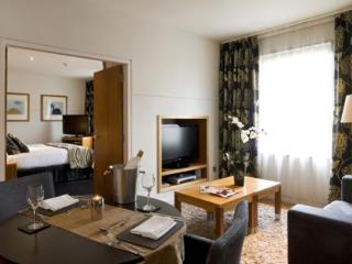 Apex City Hotel