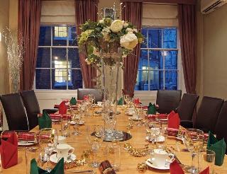 Best Western Plus Dean Court Hotel