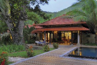 Beachcomber Sainte Anne Resort & Spa